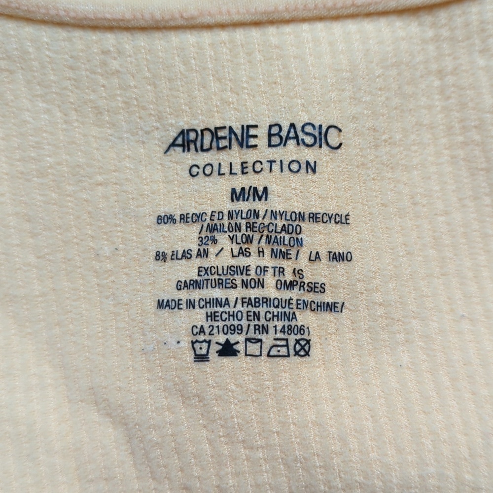 Crop Top - Picture 4 of 8